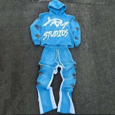 ขนาดตามสั่ง Y2K Cut Raw Hem Hoodie และ Sweatpants Set สําหรับสตรีทวอเดอร์ผู้ชายในผ้าใบ