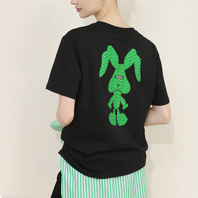 เสื้อกันสีดํายั่งยืนของผู้หญิง พิมพ์กราฟิก แปลงผ้าใบ กระโปรงกระโปรง