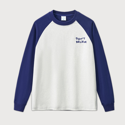 100% แปลกกระเทียม ขนาดใหญ่ หนังอักษรขัดแย้ง แขนยาว เสื้อแขน Raglan สําหรับผู้ชาย